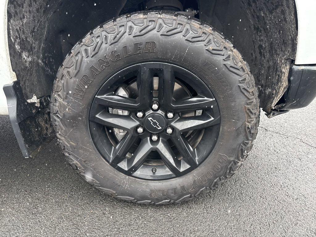 Used 2024 Chevrolet Silverado 1500 Custom Trail Boss image 9