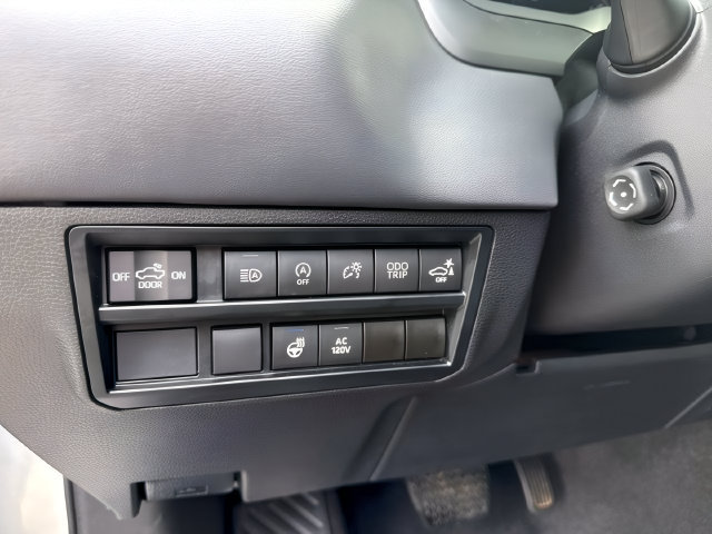 Used 2023 Toyota Tundra Platinum AWD/4WD image 19