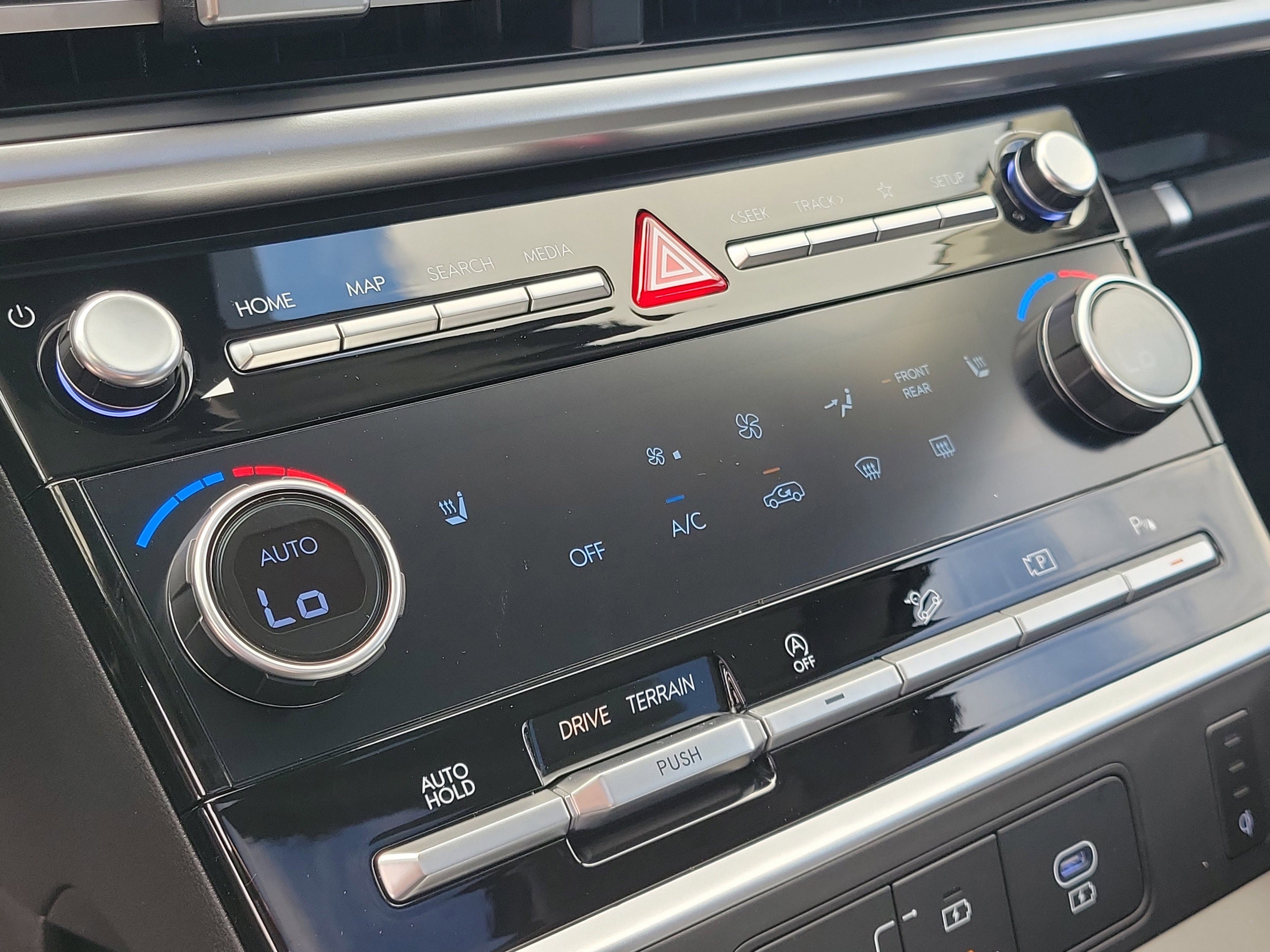 New 2026 Hyundai Santa Fe XRT image 18