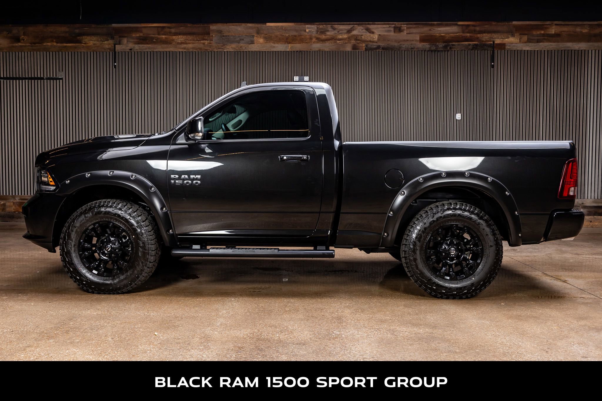 Used 2017 RAM 1500 Sport w/ Black Ram 1500 Sport Group image 5