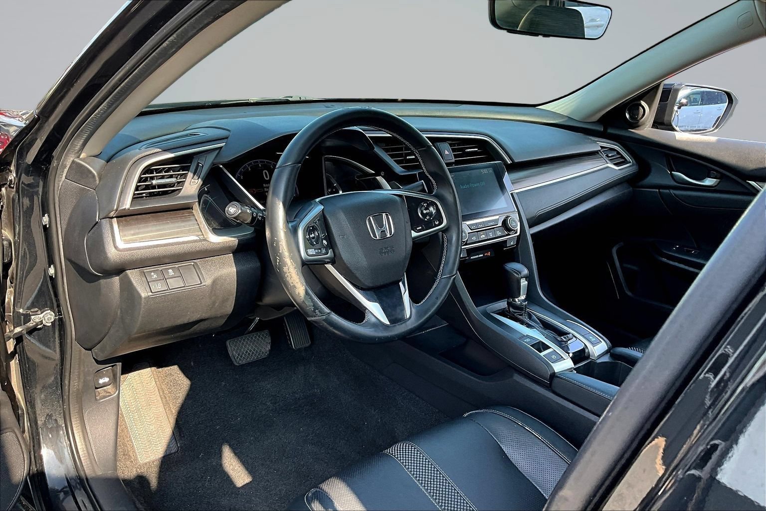 Used 2019 Honda Civic EX-L image 16