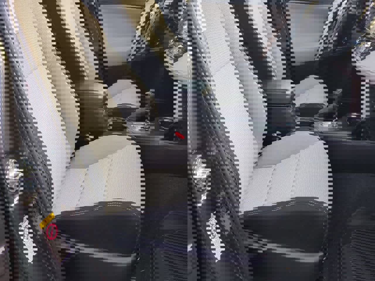 Used 2018 Toyota RAV4 XLE image 22