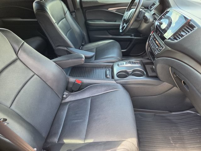 Used 2023 Honda Passport EX-L image 13