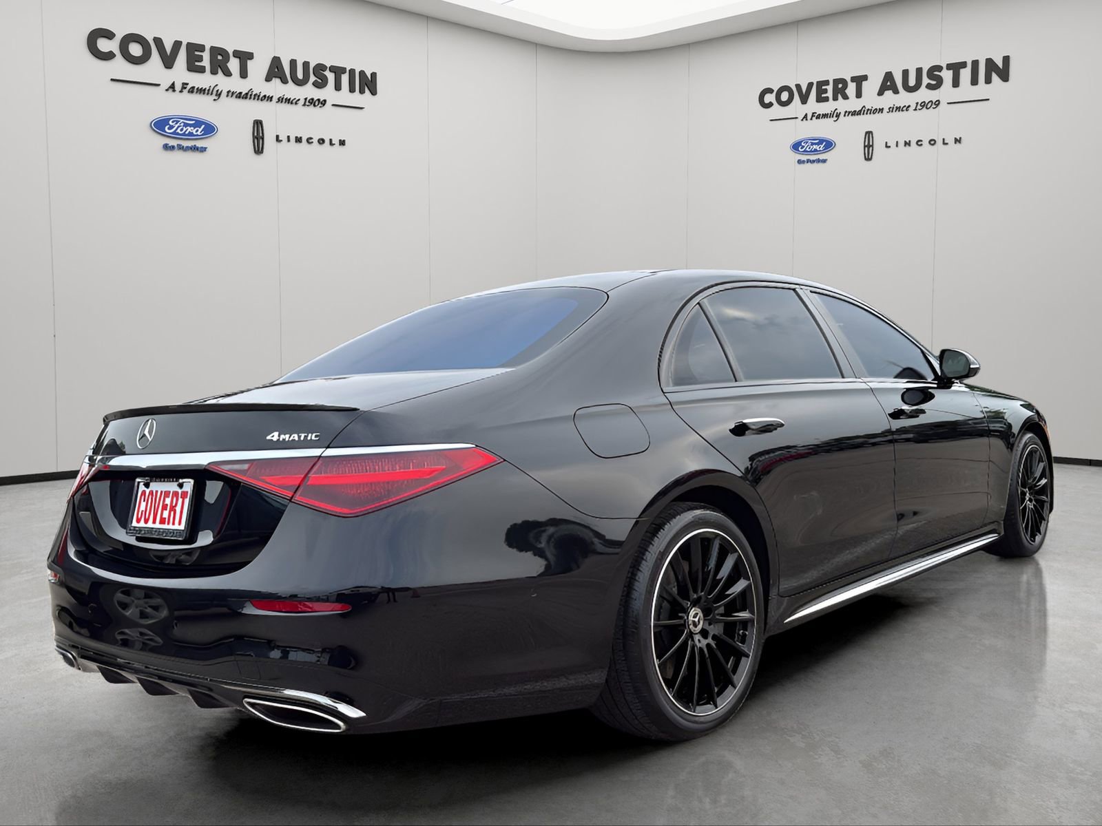 Used 2023 Mercedes-Benz S 500 4MATIC w/ AMG Line image 34