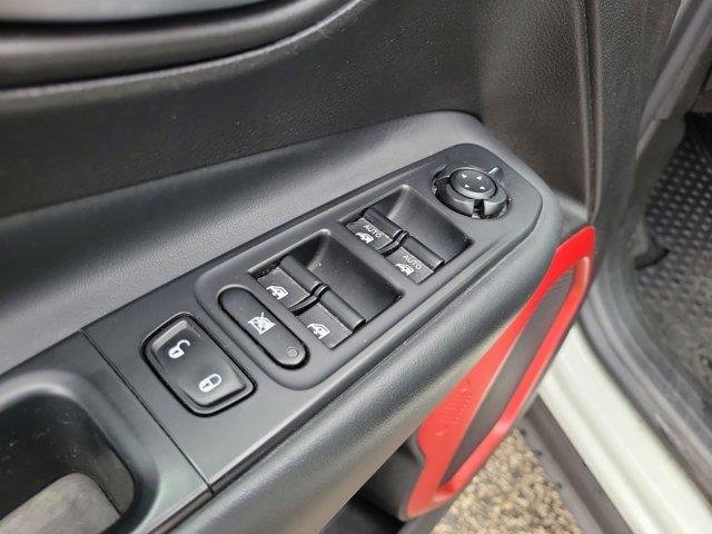 Used 2017 Jeep Renegade Trailhawk image 18