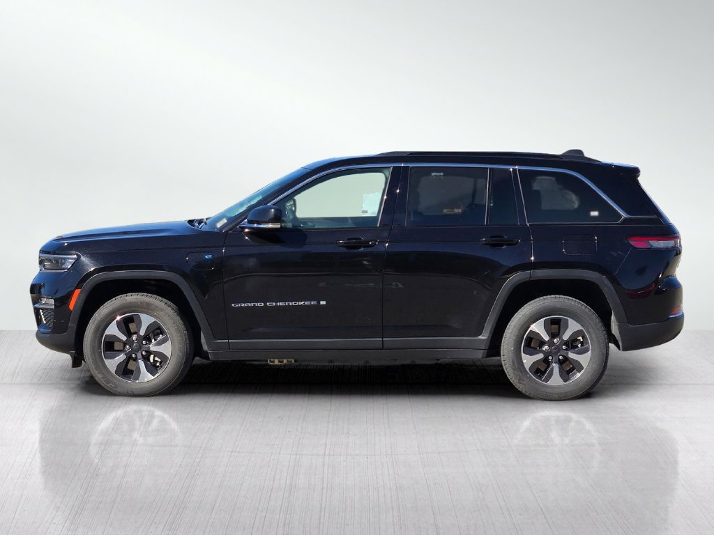 Used 2024 Jeep Grand Cherokee Limited 4xe AWD/4WD image 7