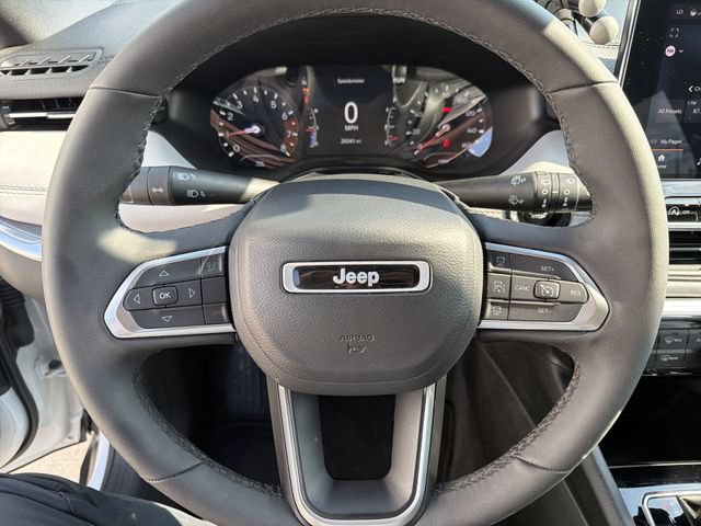 Used 2023 Jeep Compass Limited AWD/4WD image 15