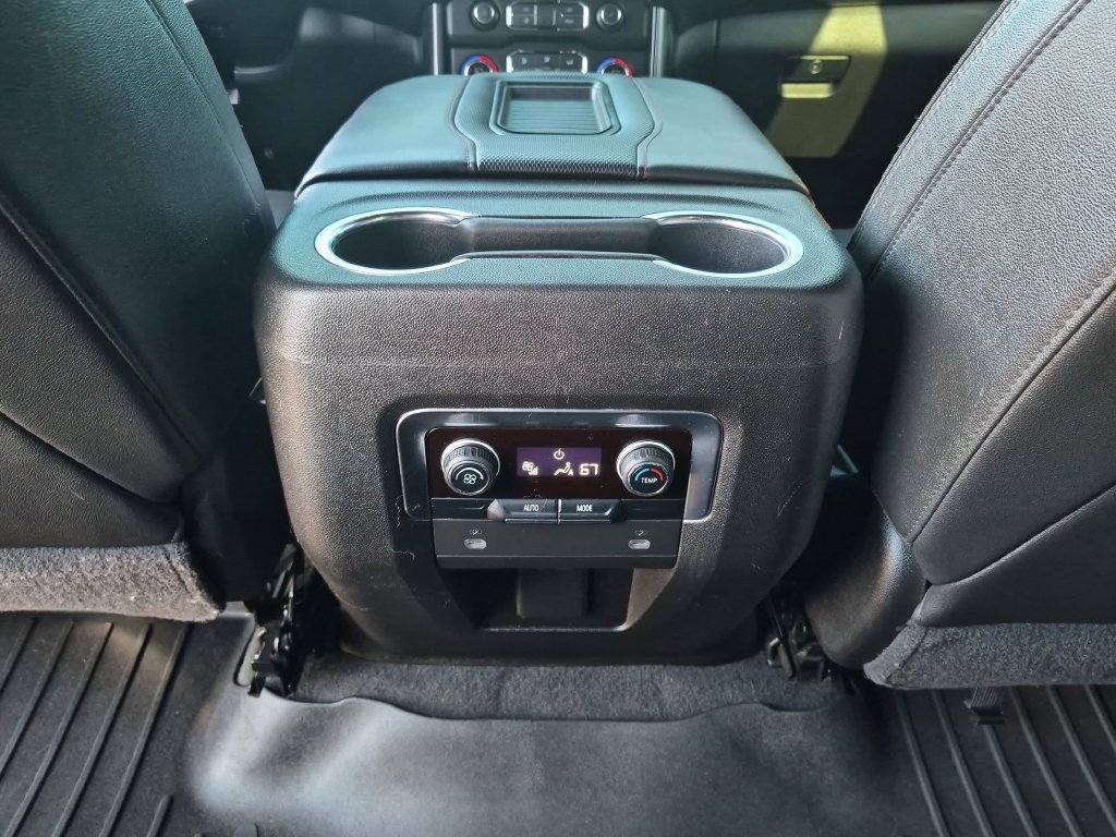 Used 2021 Chevrolet Suburban RST AWD/4WD image 36