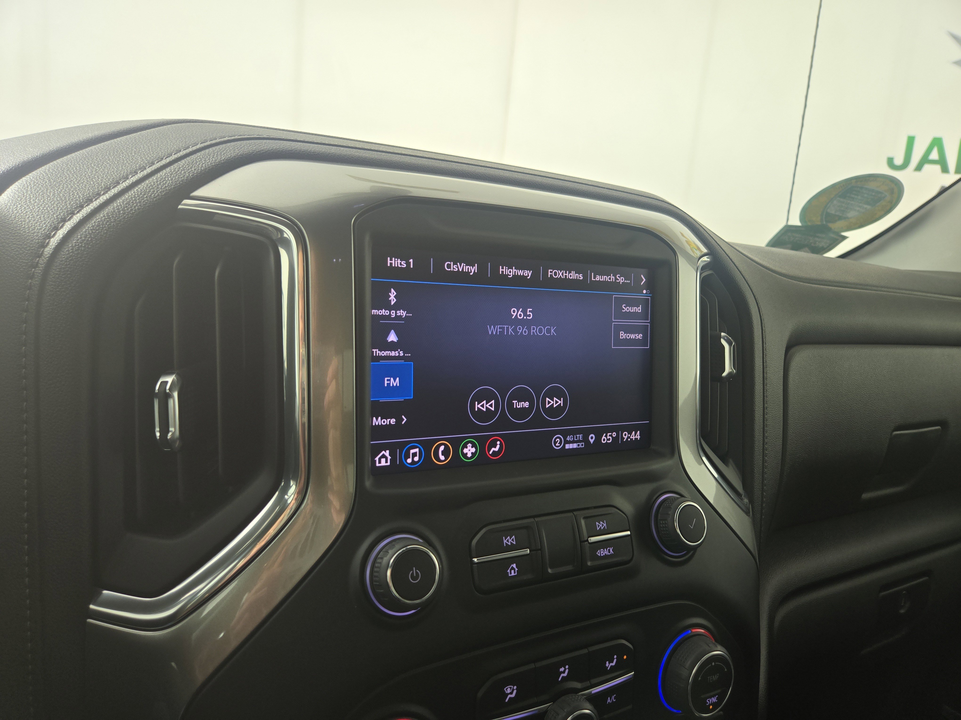 Used 2022 Chevrolet Silverado 1500 RST image 19