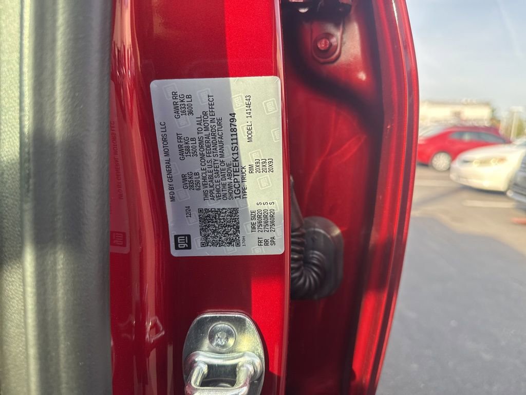 Used 2025 Chevrolet Colorado Trail Boss image 8