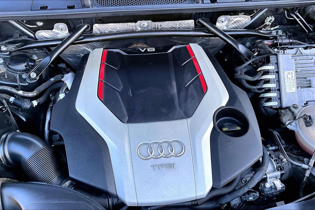 Used 2018 Audi SQ5 Premium Plus AWD/4WD image 31