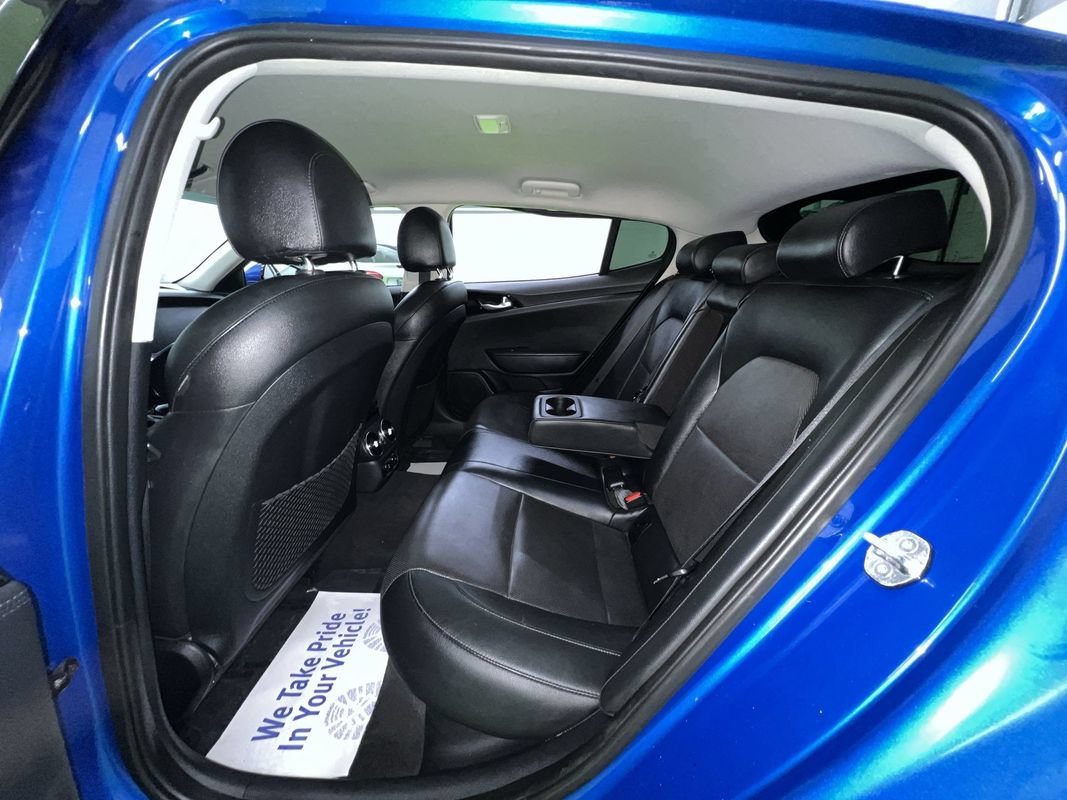 Used 2018 Kia Stinger RWD image 24