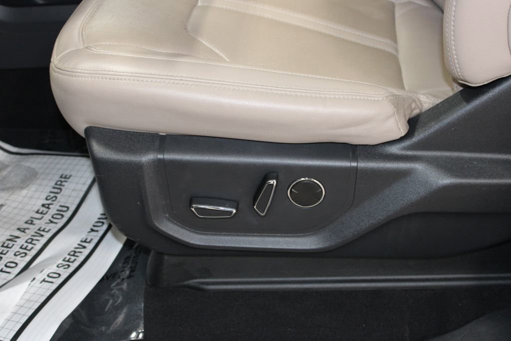 Used 2024 Ford Expedition Max Limited image 21