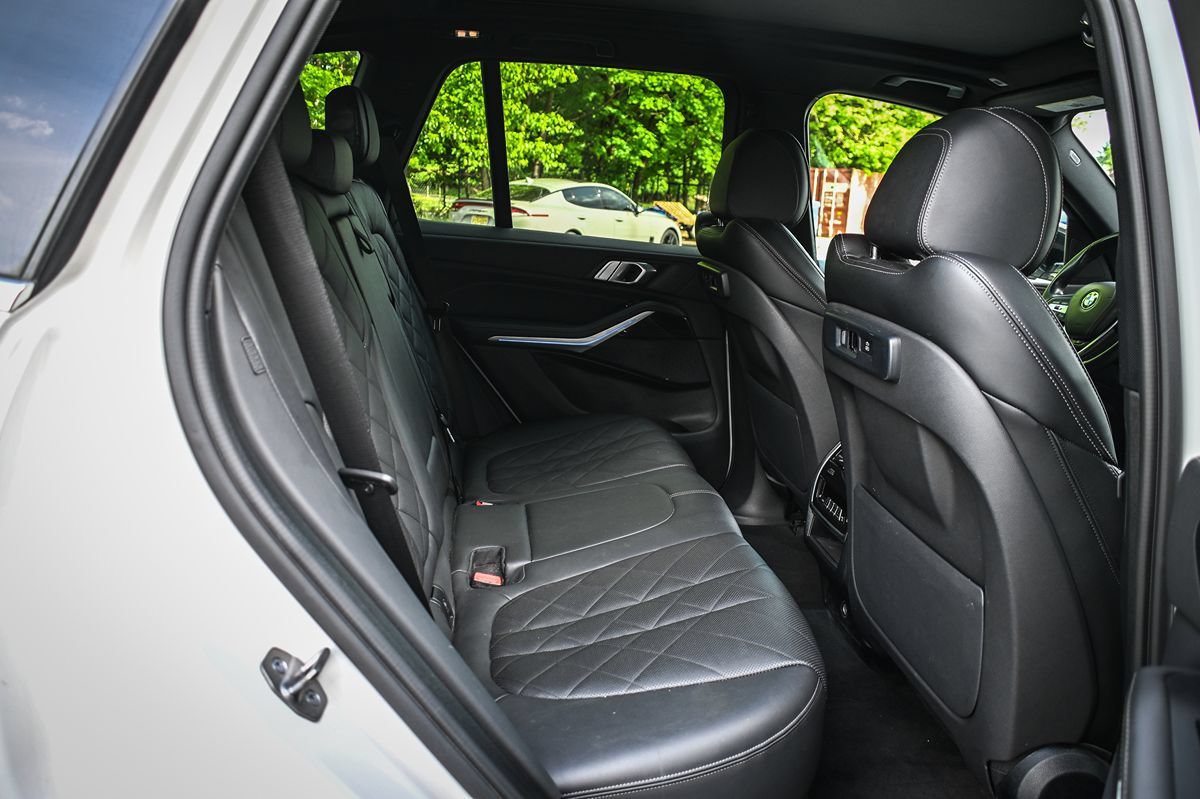 Used 2023 BMW X5 xDrive45e AWD/4WD image 15
