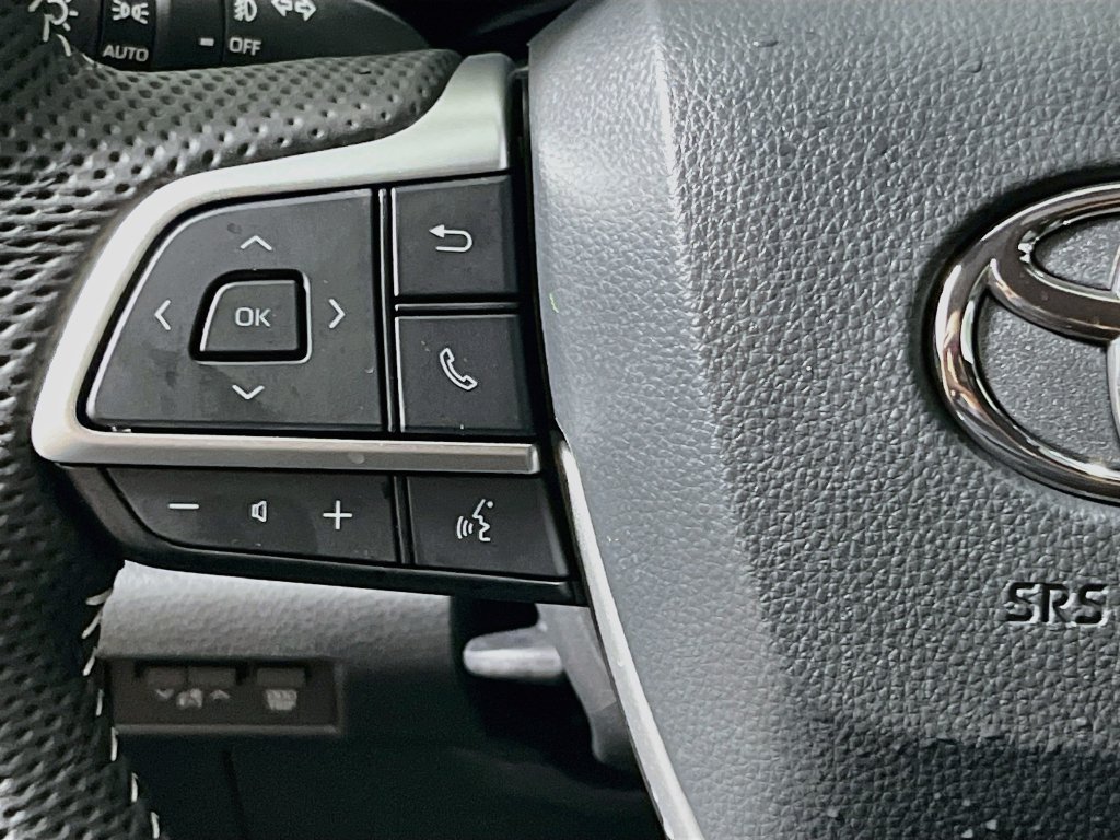 New 2026 Toyota Sienna XSE FWD image 16