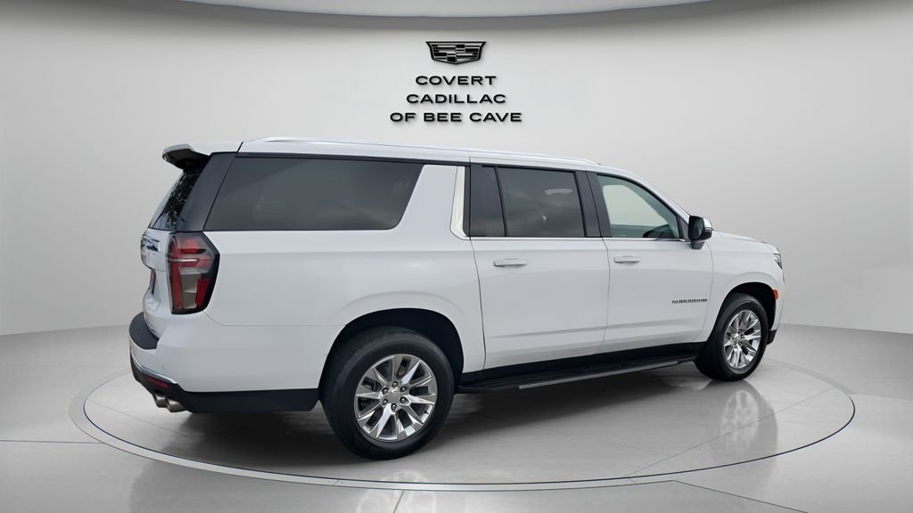 Used 2023 Chevrolet Suburban Premier image 10