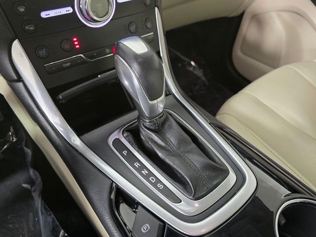 Used 2018 Ford Edge Titanium w/ Equipment Group 301A AWD/4WD image 36