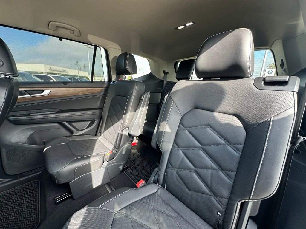 Used 2024 Volkswagen Atlas SE image 24