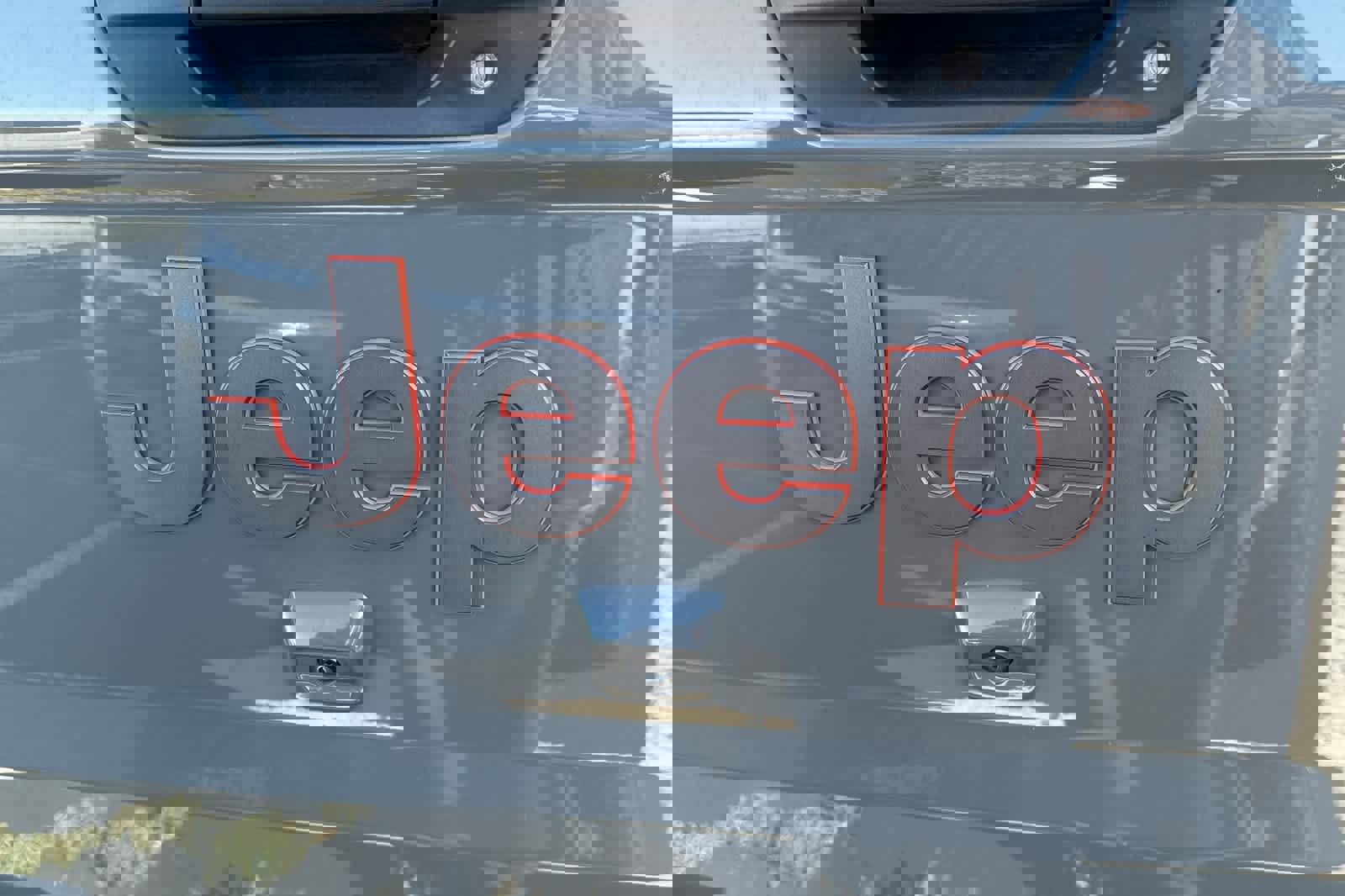 Used 2021 Jeep Gladiator Mojave image 7