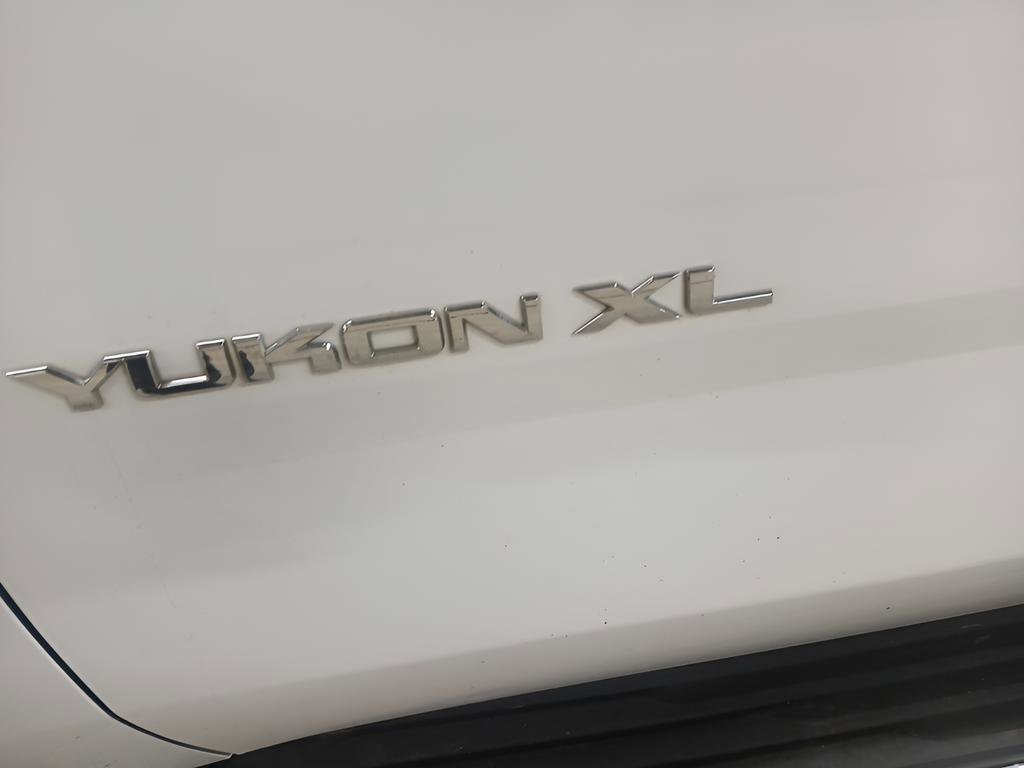 Used 2015 GMC Yukon XL SLE w/ Convenience Package image 12