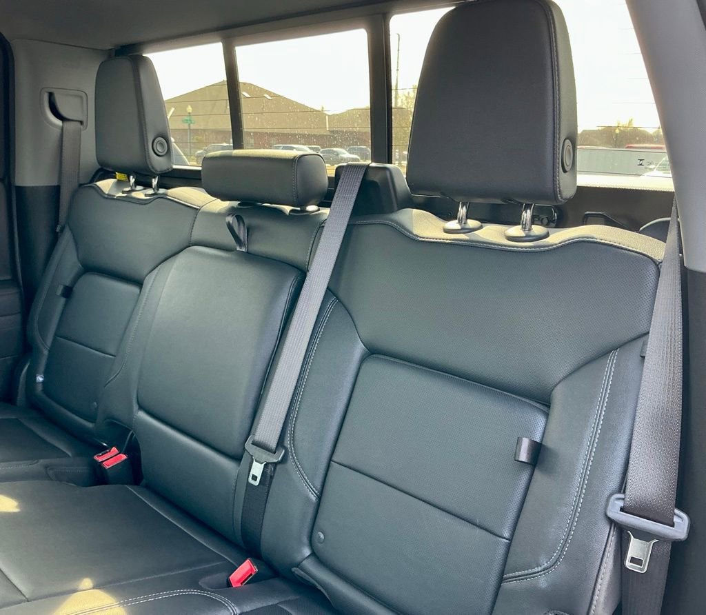 Used 2025 Chevrolet Silverado 1500 LTZ image 31