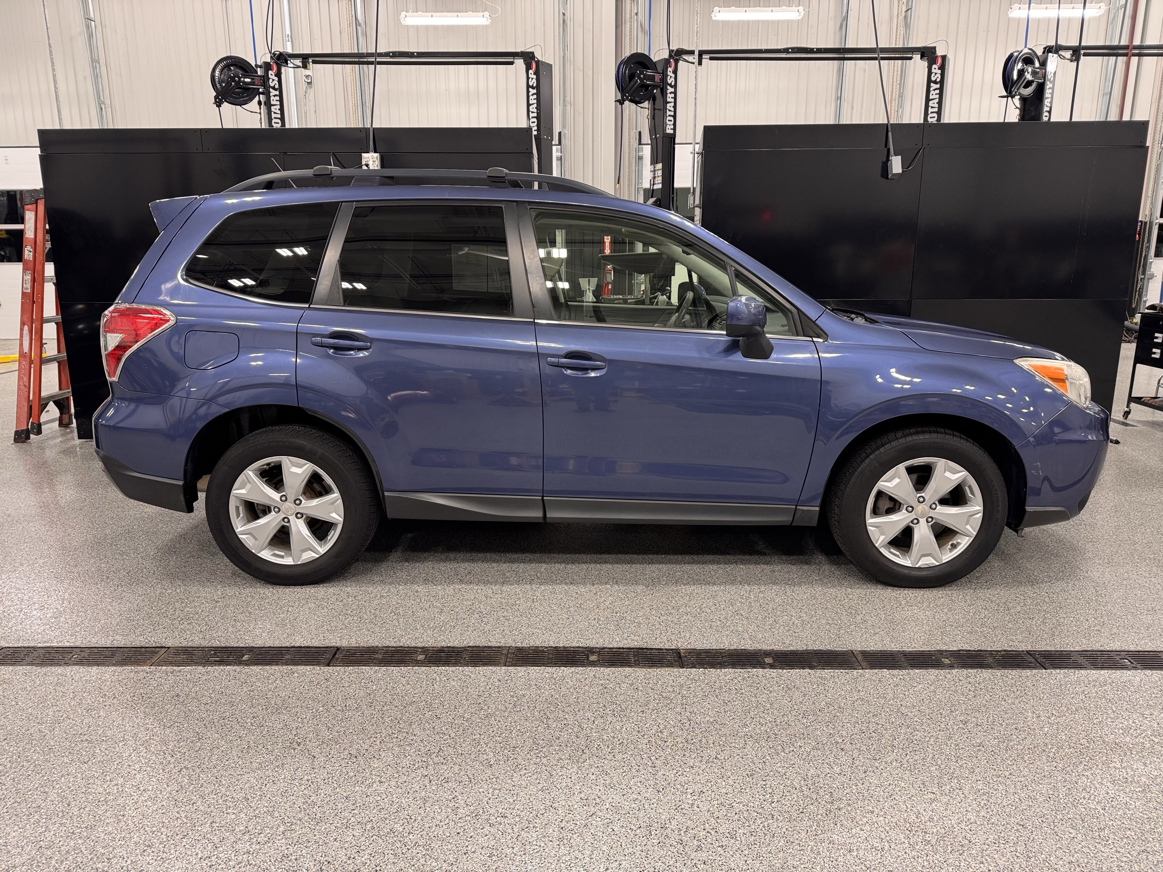 Used 2014 Subaru Forester 2.5i Limited w/ Popular Package #1 image 2