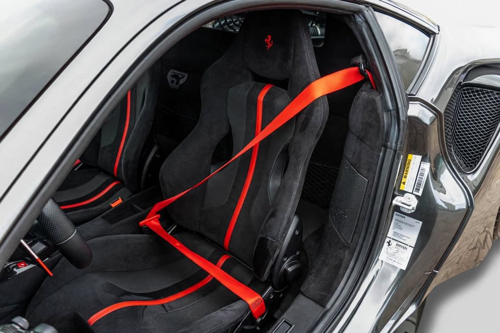 Certified 2019 Ferrari 488 Pista Coupe RWD image 6