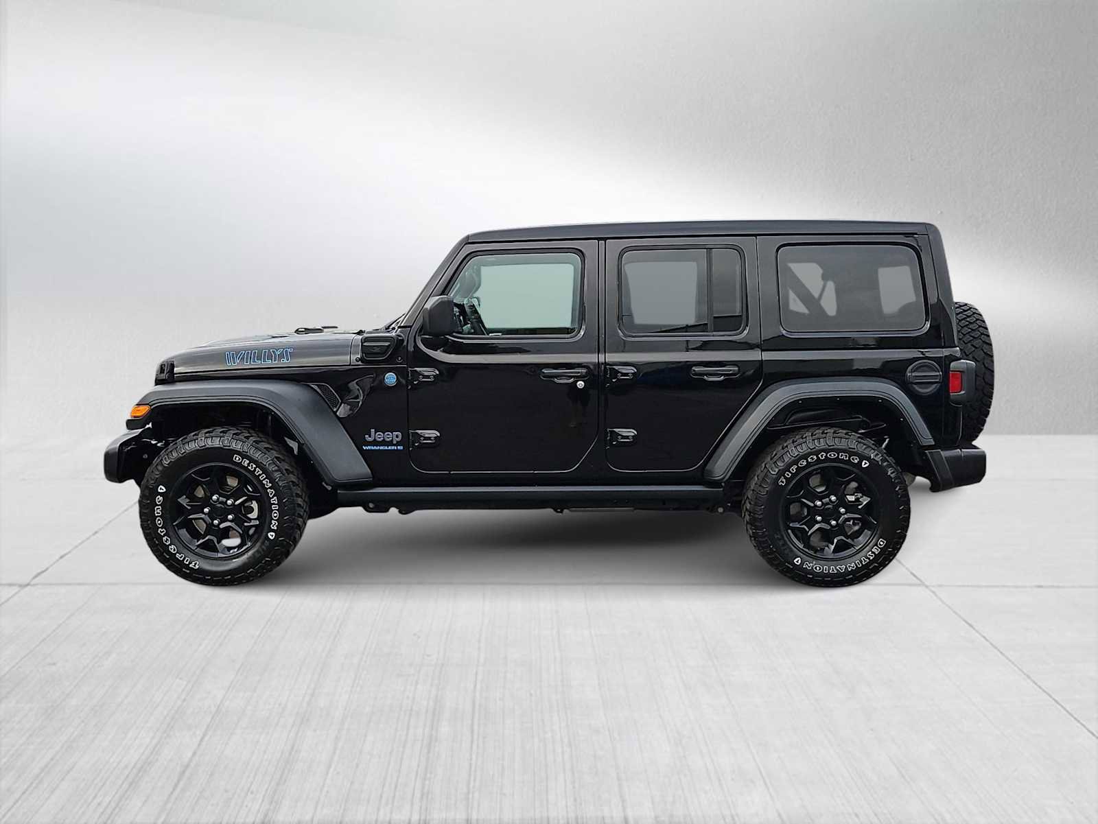 Used 2023 Jeep Wrangler Unlimited w/ Sun & Screen Package image 5