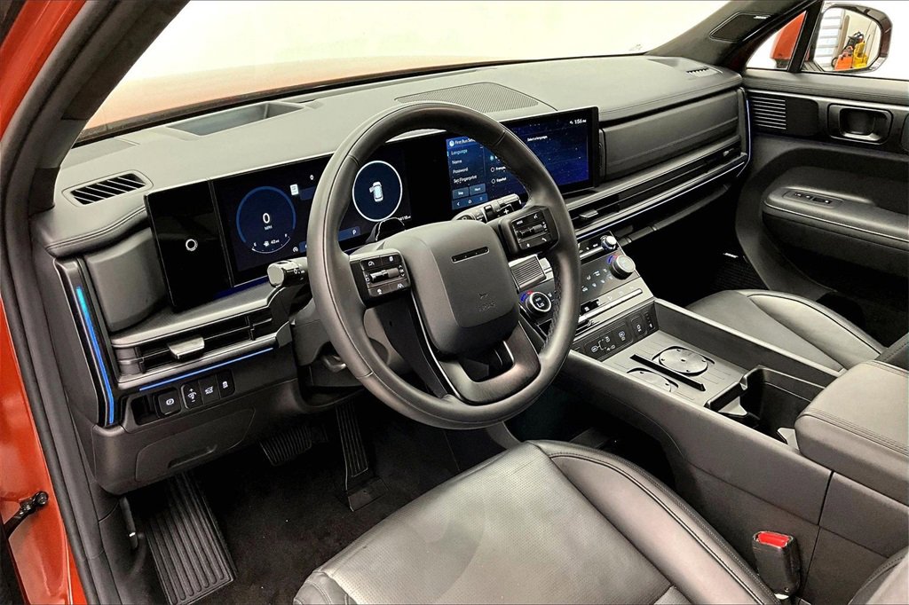 Certified 2025 Hyundai Santa Fe Calligraphy image 13