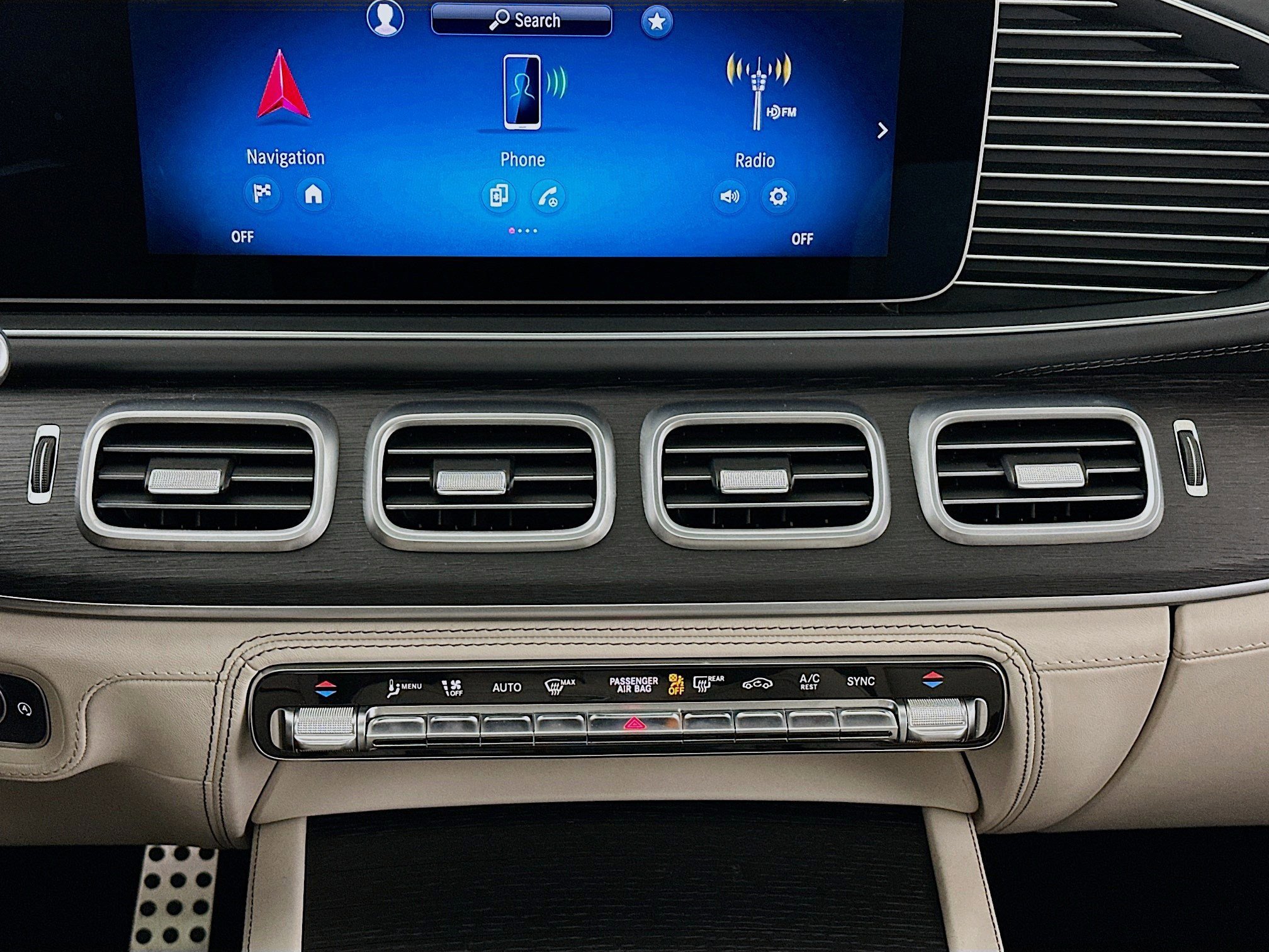 Used 2025 Mercedes-Benz GLE 53 AMG 4MATIC Coupe image 13