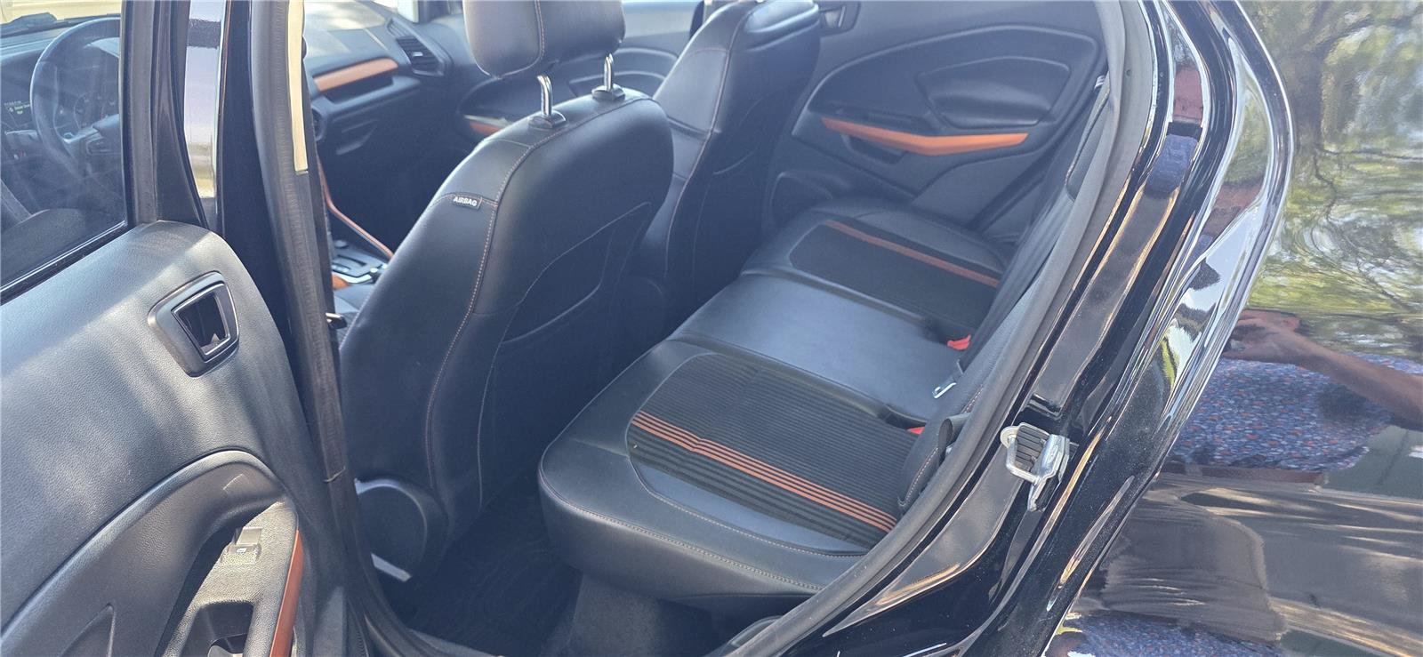 Used 2018 Ford EcoSport SES w/ SES Cold Weather Package AWD/4WD image 13