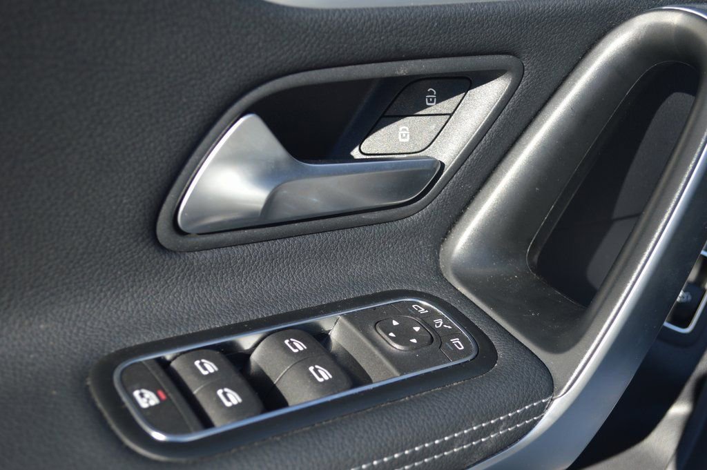 Certified 2024 Mercedes-Benz CLA 35 AMG 4MATIC image 14