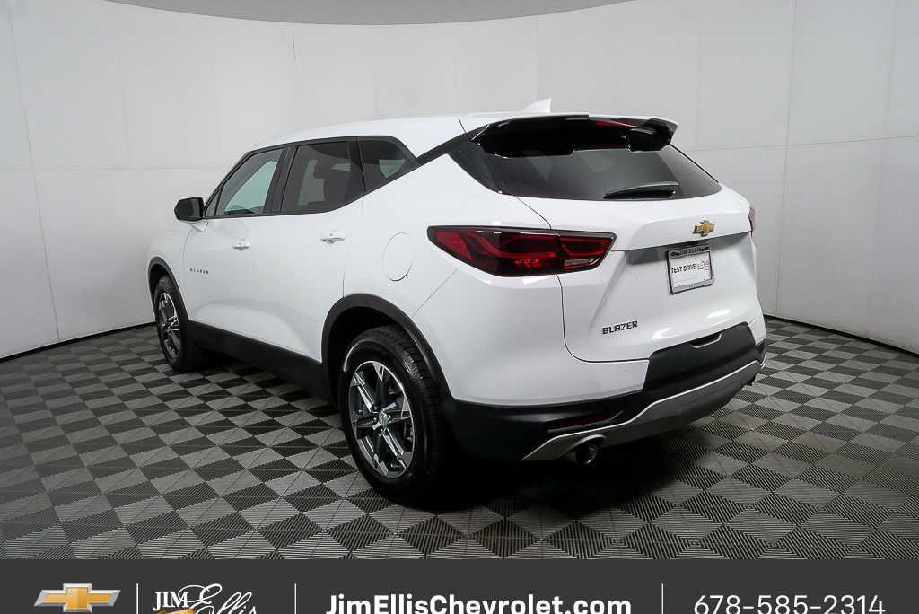 Certified 2025 Chevrolet Blazer LT FWD image 26