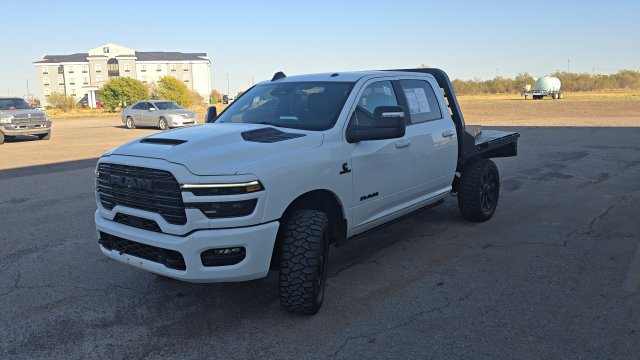 Used 2025 RAM 2500 Laramie AWD/4WD image 16
