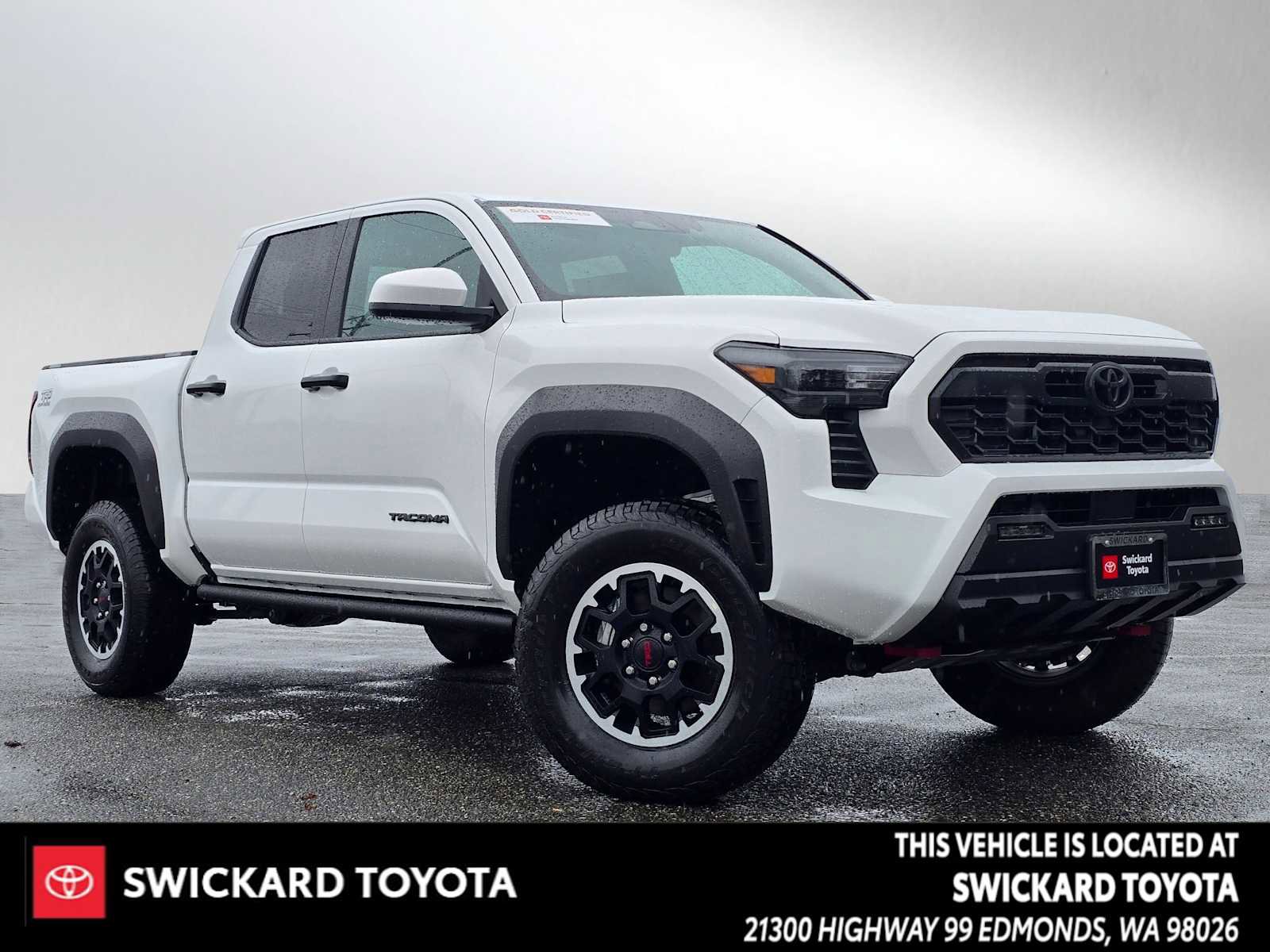 Used 2025 Toyota Tacoma TRD Sport image 1