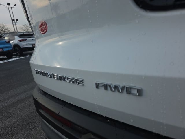 New 2026 Chevrolet Traverse LT image 11