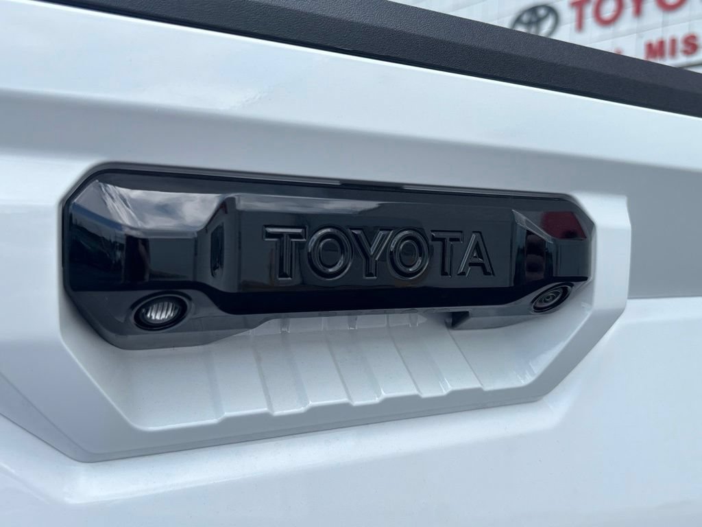 New 2026 Toyota Tundra Limited AWD/4WD image 34