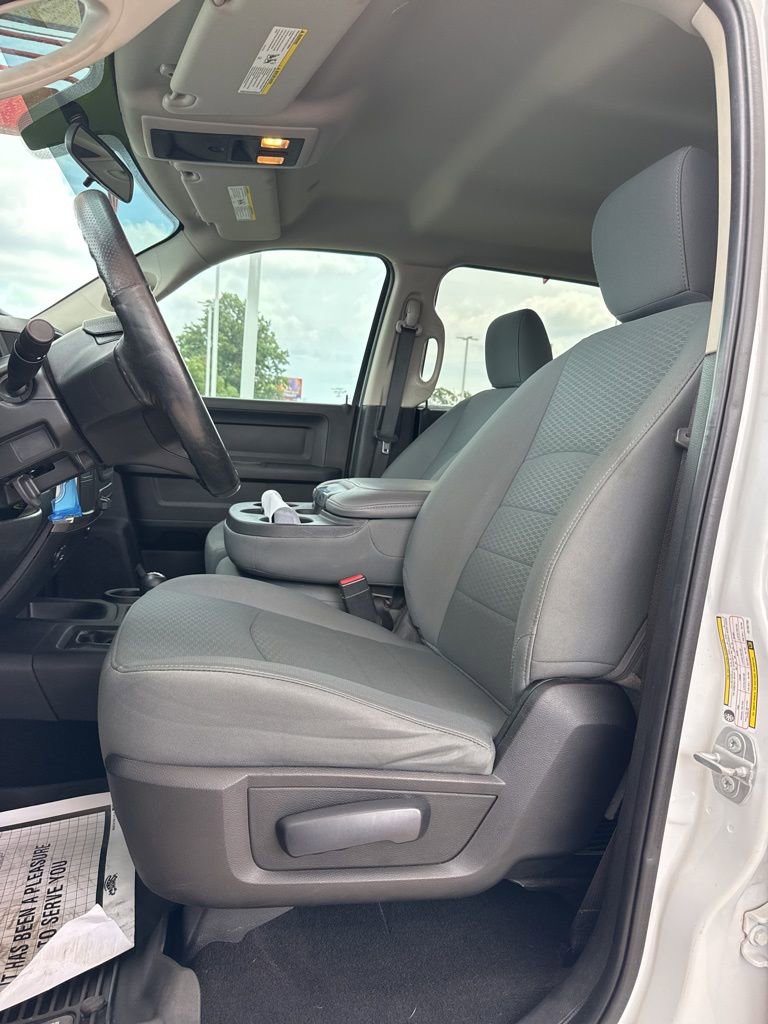 Used 2018 RAM 2500 Tradesman w/ Chrome Appearance Group image 10