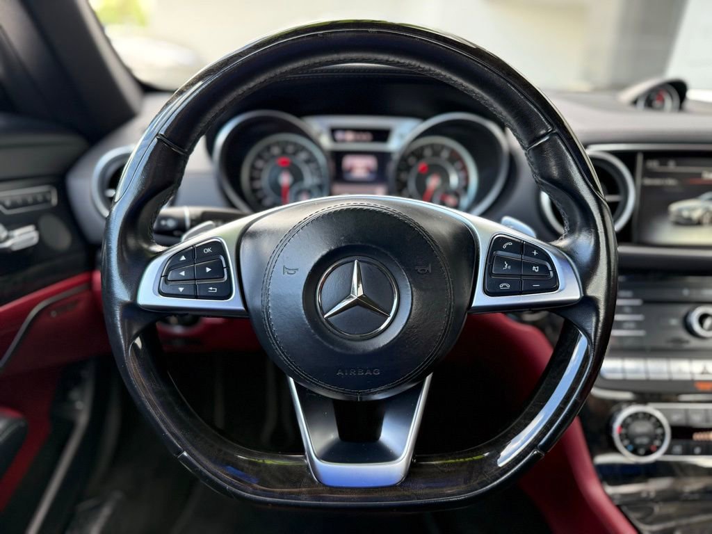 Used 2017 Mercedes-Benz SL 550 image 23