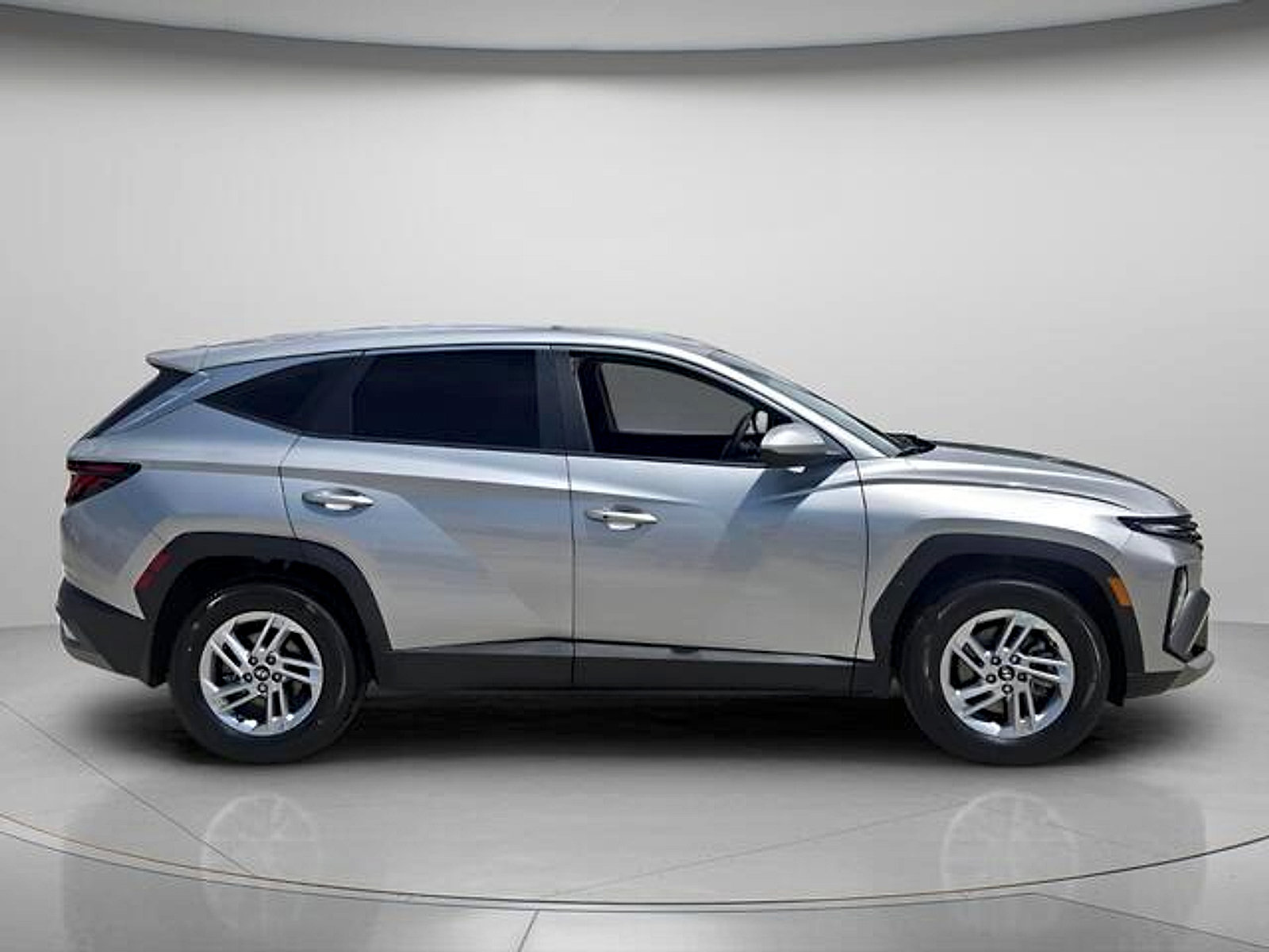 Used 2026 Hyundai Tucson SE FWD image 5