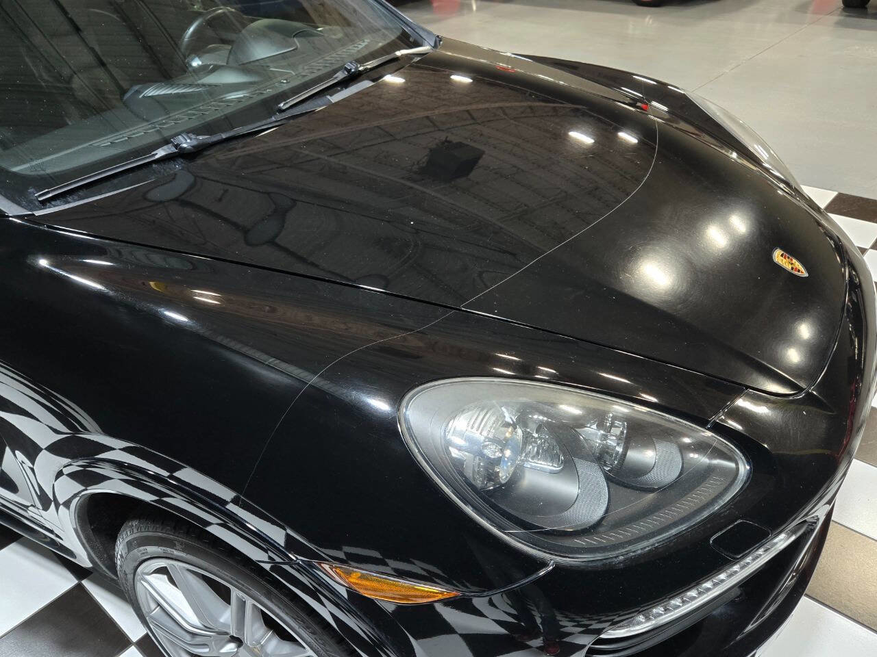 Used 2013 Porsche Cayenne GTS image 38