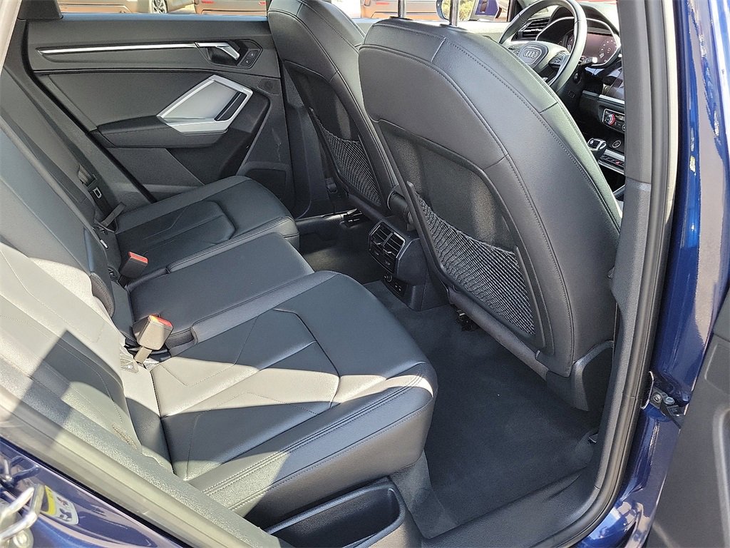 Used 2022 Audi Q3 2.0T Premium w/ Convenience Package image 17