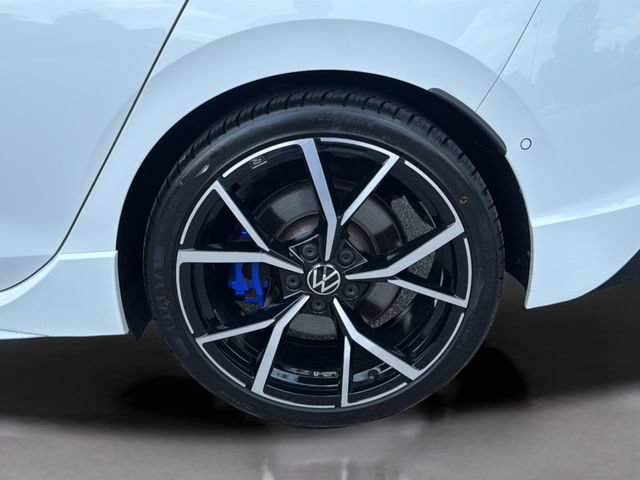 Used 2023 Volkswagen Golf R AWD/4WD image 9