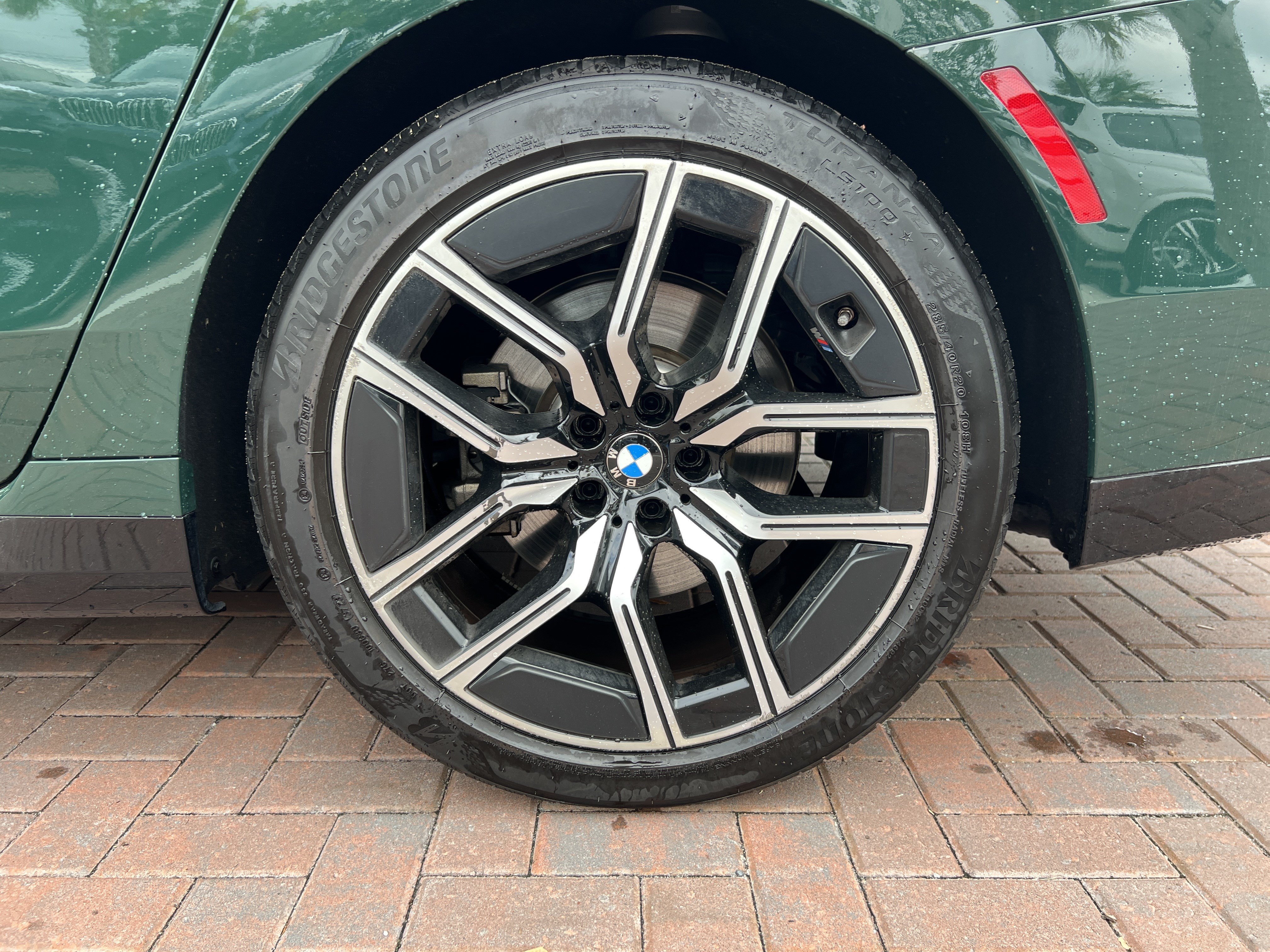 Certified 2024 BMW 740i RWD image 13