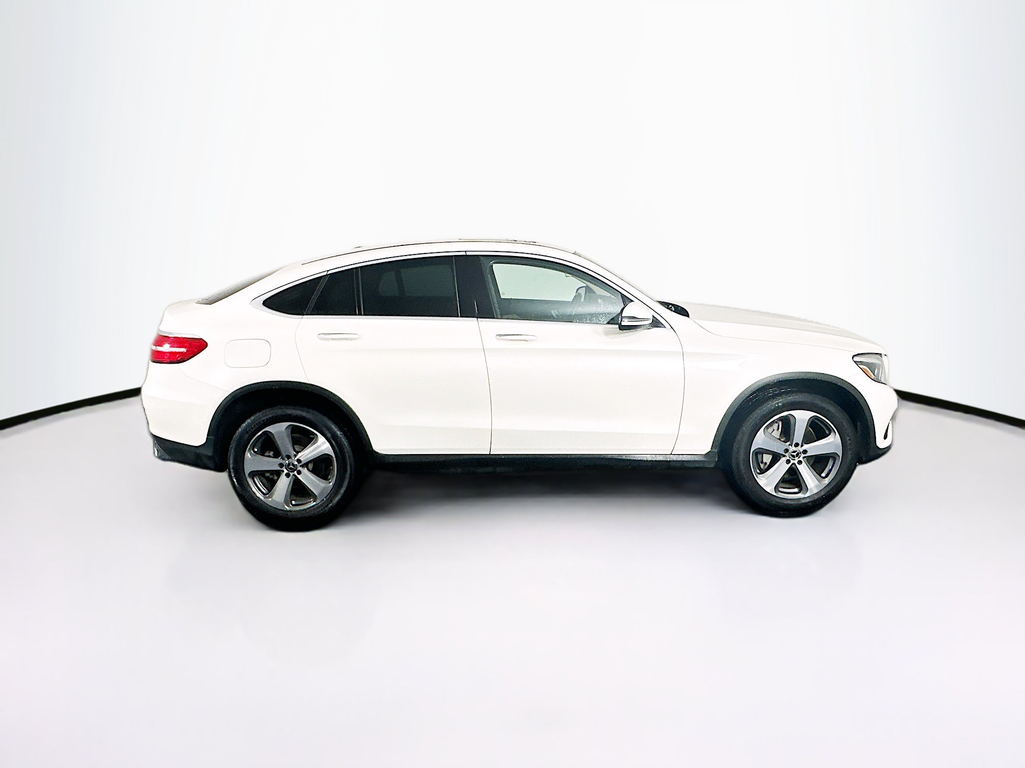 Used 2018 Mercedes-Benz GLC 300 4MATIC Coupe image 10
