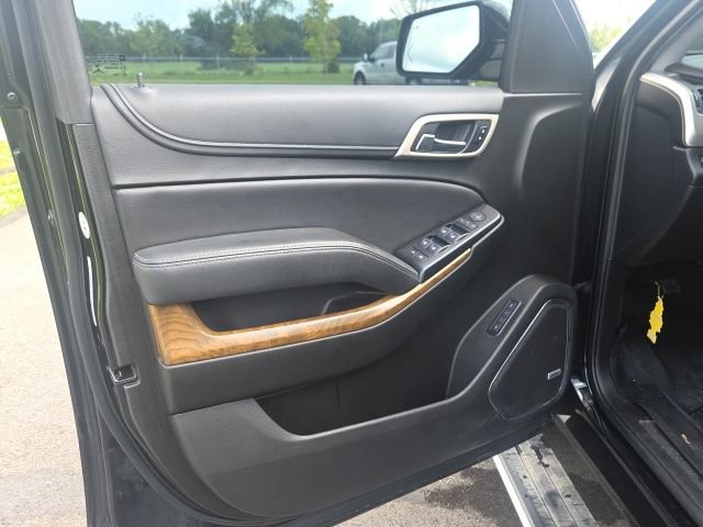 Used 2019 GMC Yukon Denali w/ Denali Ultimate Package AWD/4WD image 28