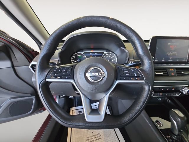 Used 2024 Nissan Altima 2.5 SV FWD image 13