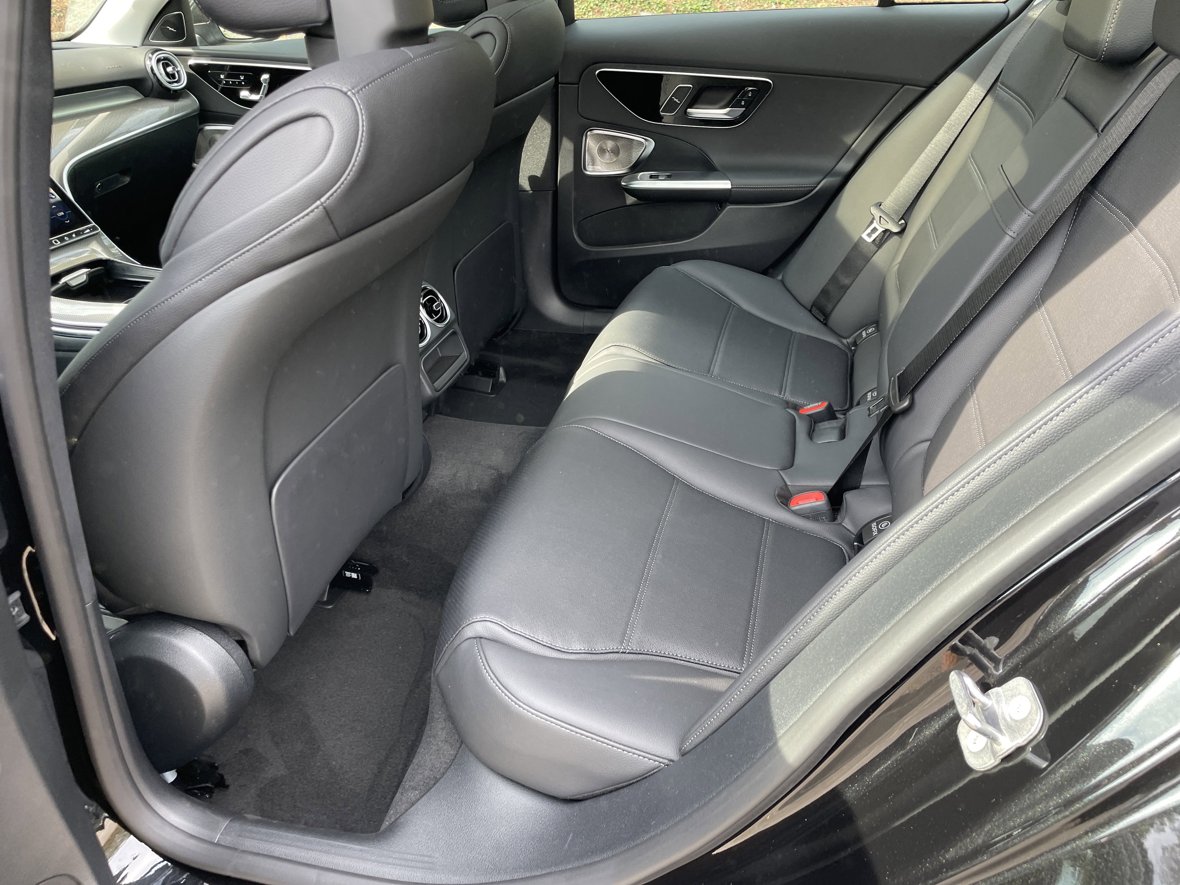 New 2026 Mercedes-Benz C 300 Sedan image 36