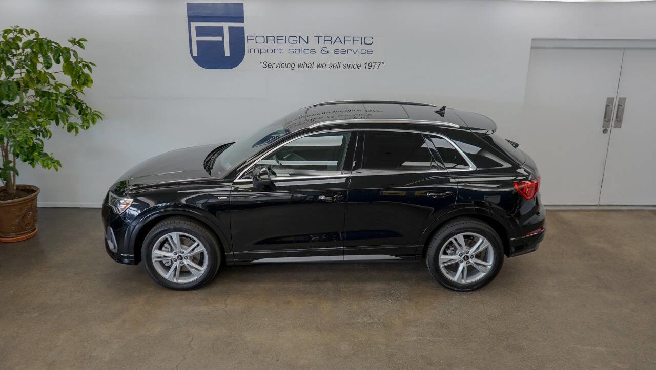 Used 2024 Audi Q3 2.0T Premium Plus w/ Premium Plus Package image 25