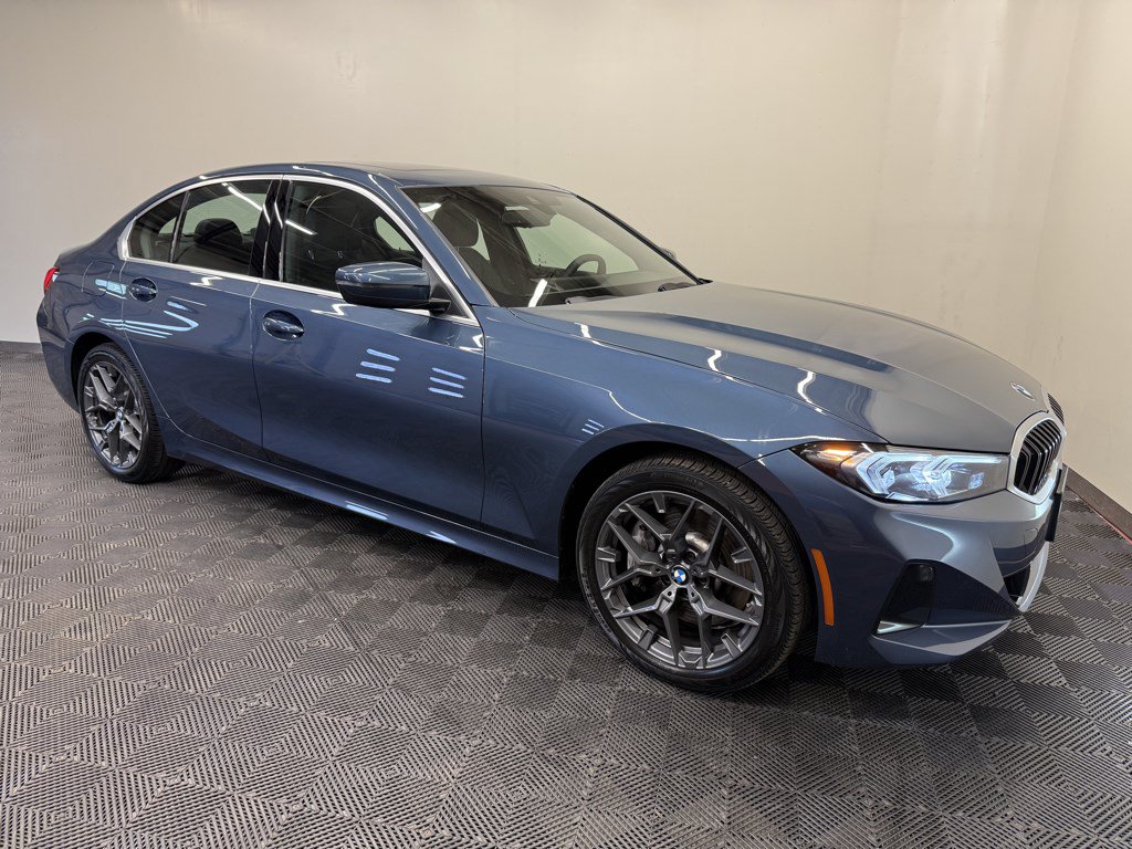 Used 2025 BMW 330i xDrive Sedan w/ Convenience Package AWD/4WD image 10